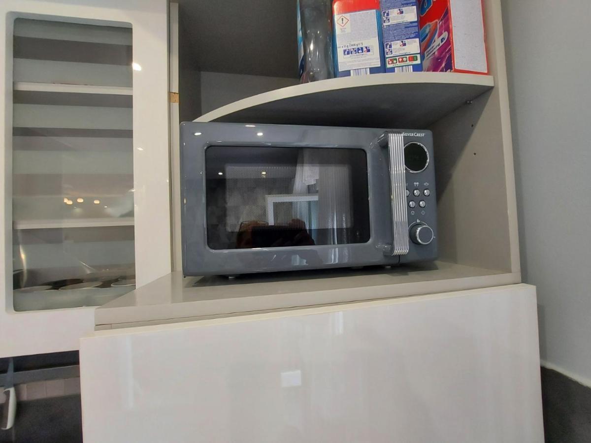 Center Danube Street Apartment Novi Sad Ngoại thất bức ảnh