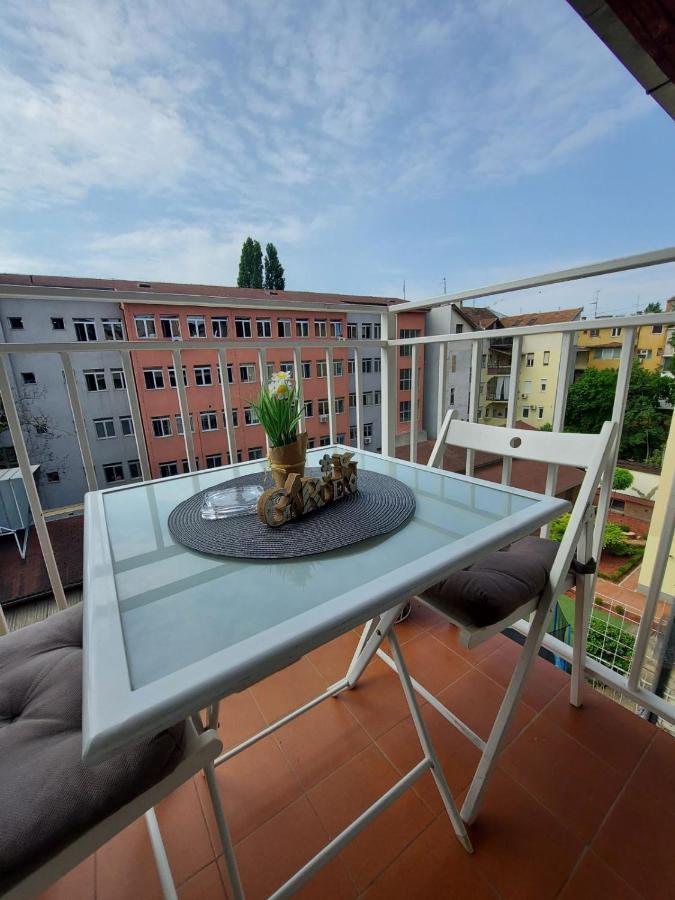 Center Danube Street Apartment Novi Sad Ngoại thất bức ảnh