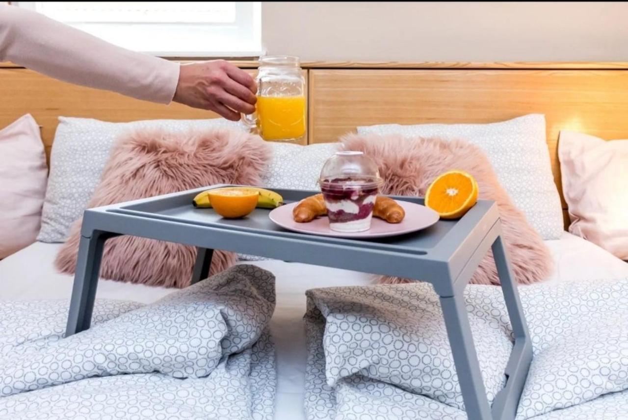 Center Danube Street Apartment Novi Sad Ngoại thất bức ảnh
