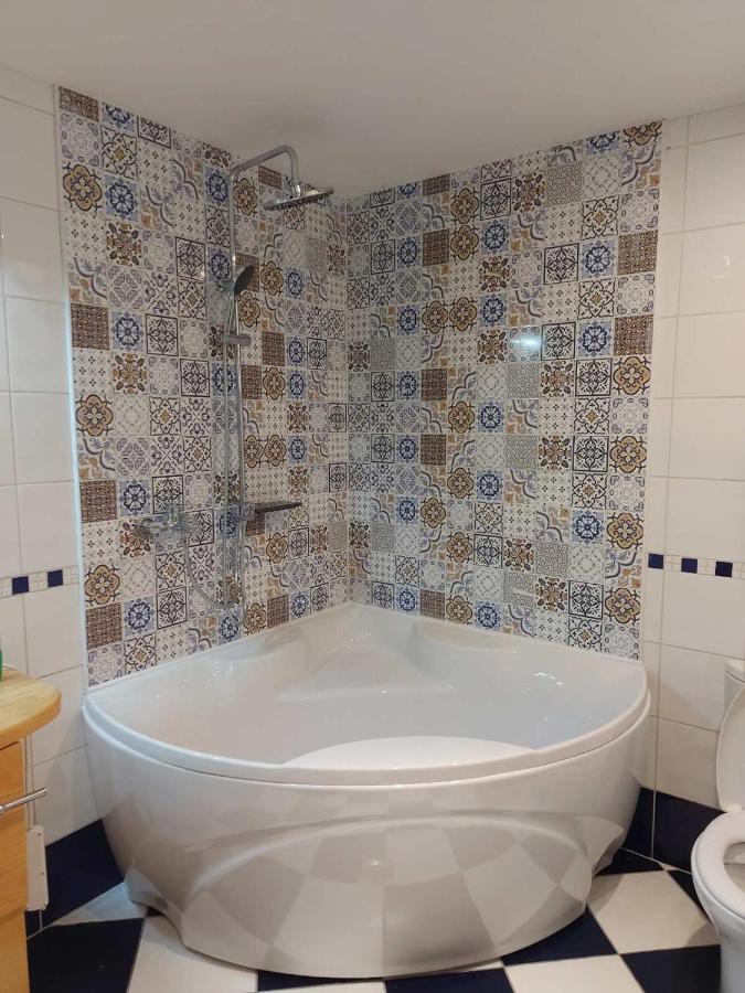 Center Danube Street Apartment Novi Sad Ngoại thất bức ảnh